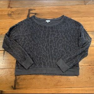 Splendid Gray Animal Print Thermal Top Size L